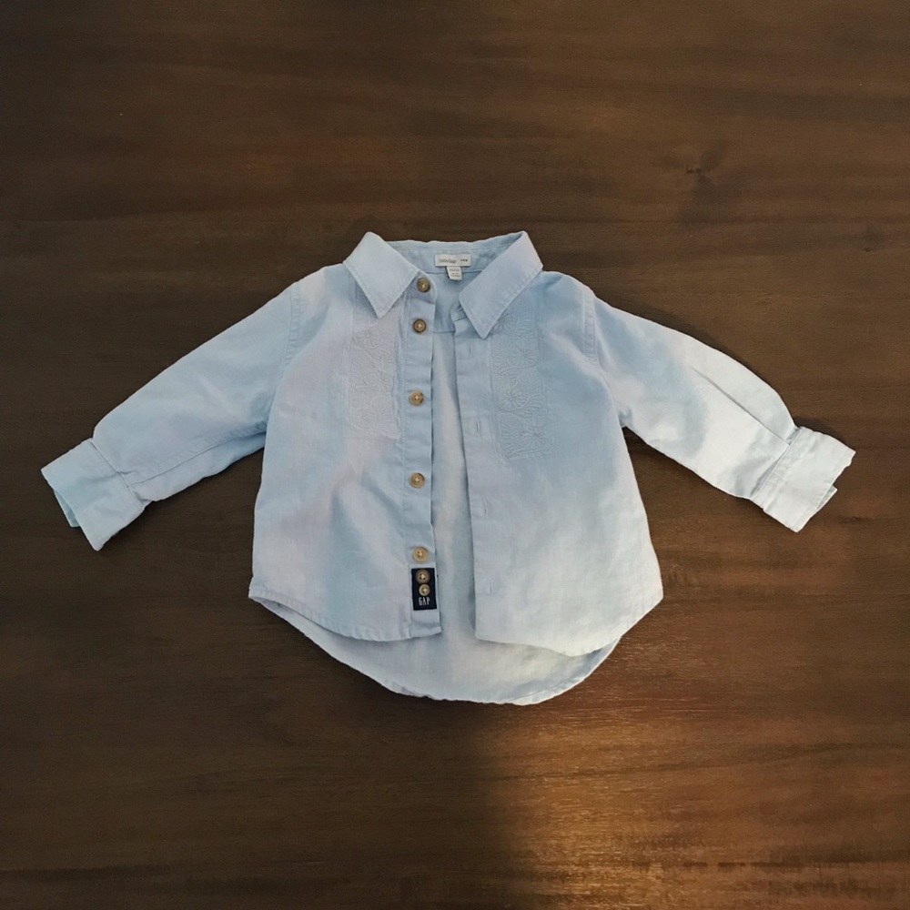 Baby Gap Embroidered Denim Button-Down Shirt 55% Linen 45% Cotton Size 18-24M - Picture 1 of 5